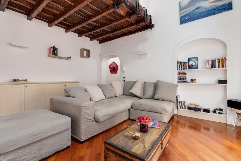 Che Eleganza! Irresistibile Dimora, Campo De Fiori Appartement *