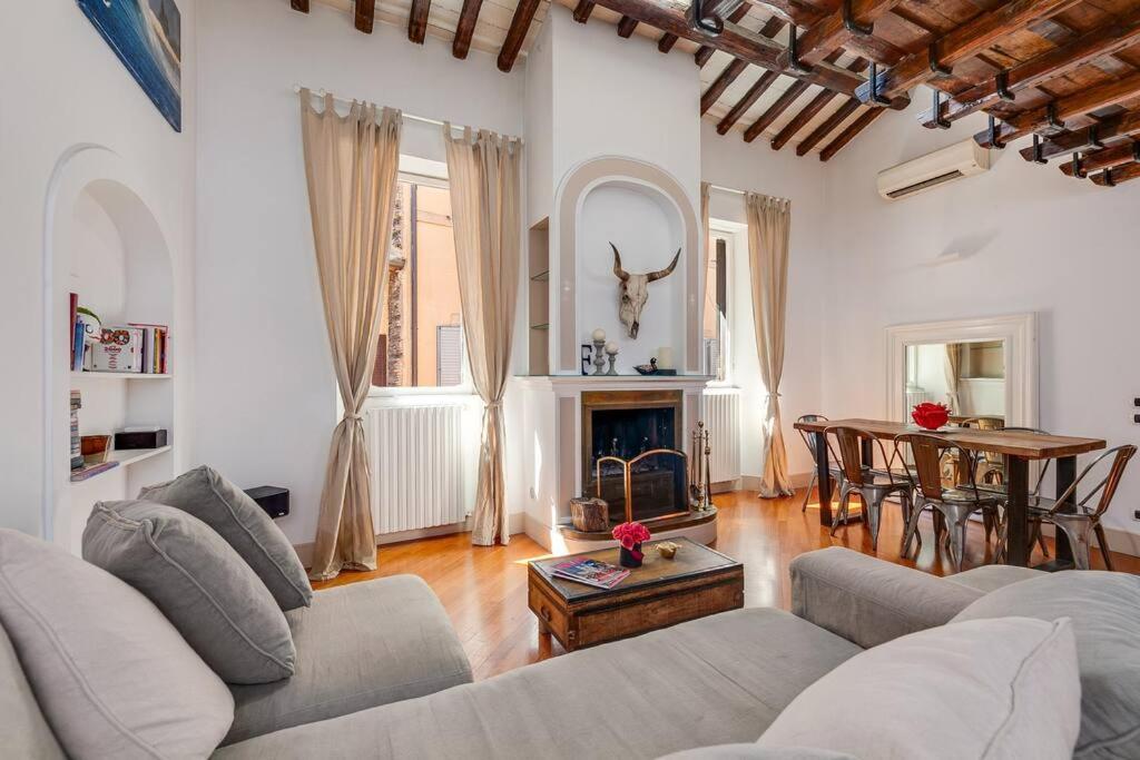 Che Eleganza! Irresistibile Dimora, Campo De Fiori Appartement Rome